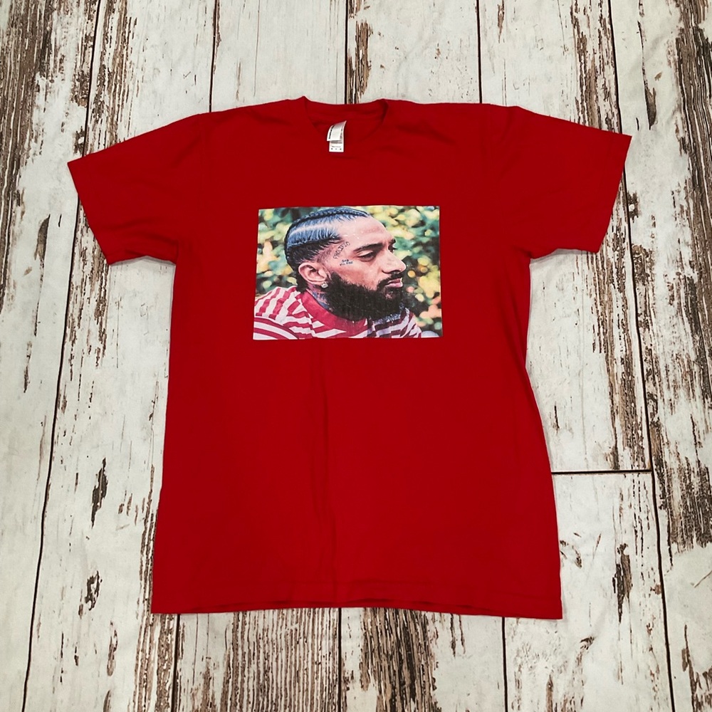 NIPSEY HUSSLE RED GRAPHIC T SHIRT